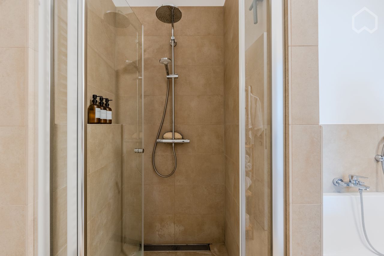 Wonderful and charming Suite in Charlottenburg