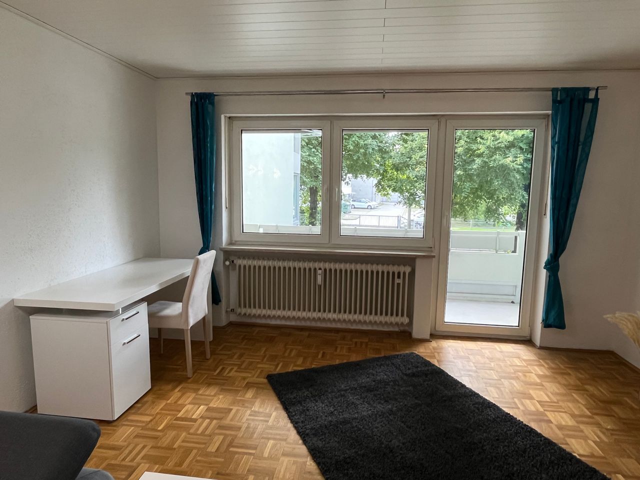Fully furnished flat in central Regensburg with balcony