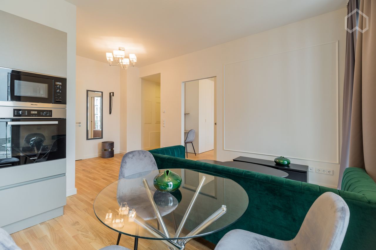 Beautiful apartment with balcony in the exclusive residence of No1 Charlottenburg by the Spree River (Berlin City West) close to Ku damm and Potsdamer Platz/Mitte