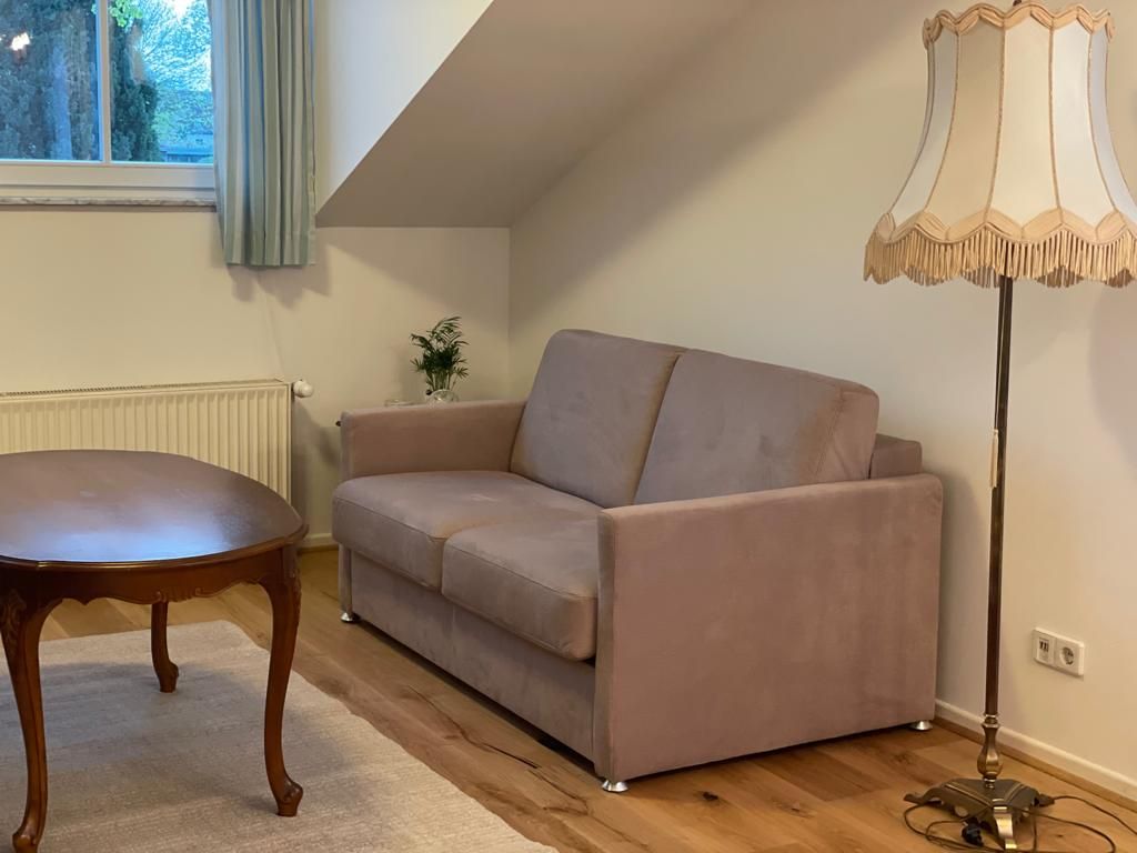 Bright & fashionable suite (Berlin)