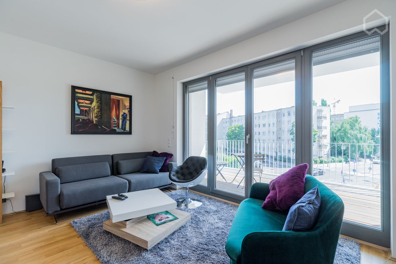 Spacious flat in Mitte with large balcony overlooking Moritzplatz