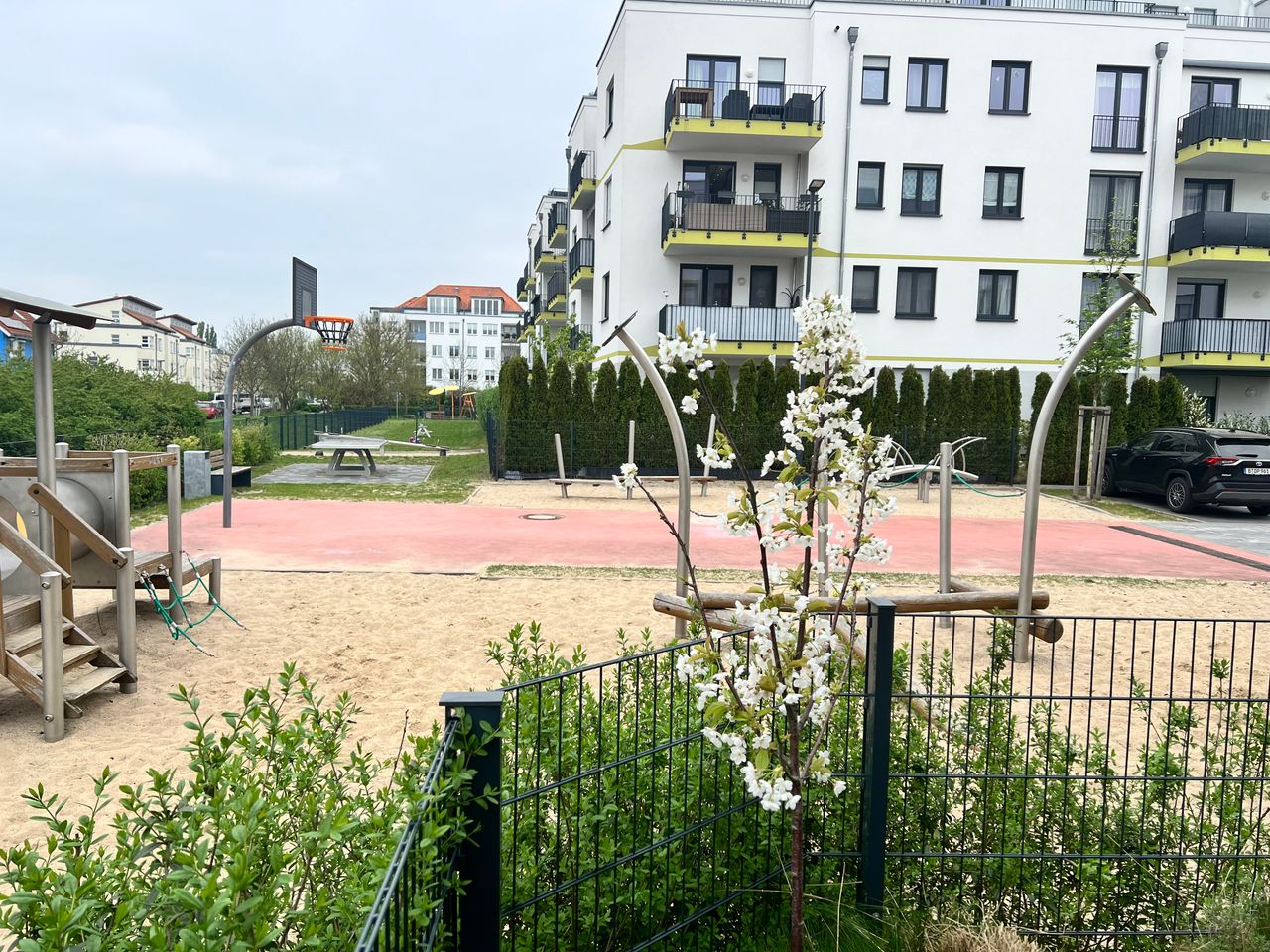 Welcoming 3-Bedroom Apartment with Private Garden in Spandau near Hahneberg – Furnished and Ideal for Families