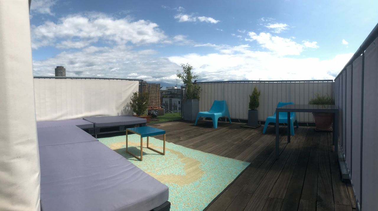 Large, private roof terrace with cathedral view! - Dreamlike maisonette apartment with 2 bedrooms in Cologne