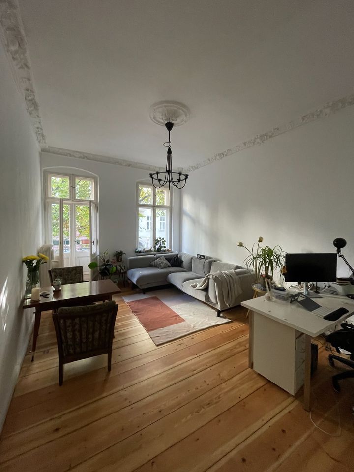 Lovely 2 bedroom flat in U Rathaus Neukölln