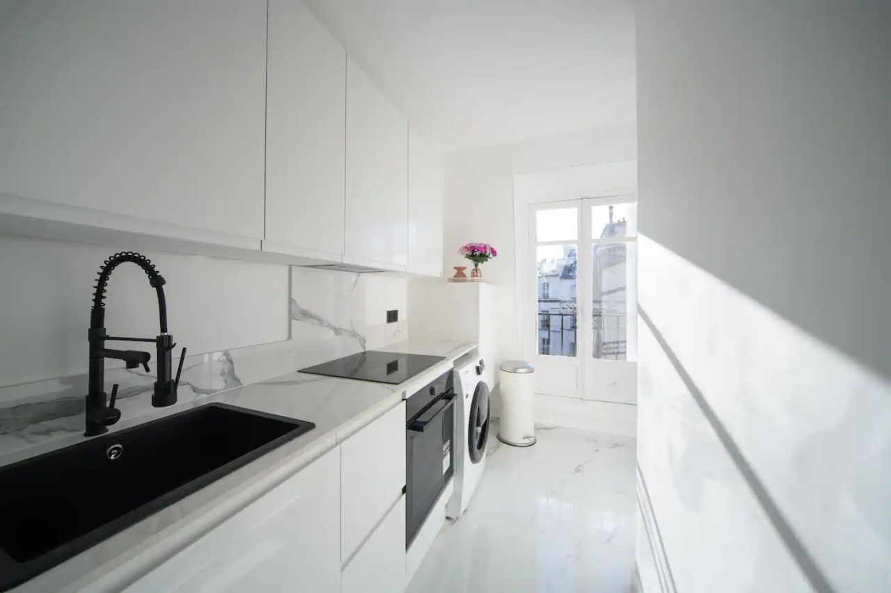 Stunning flat in the heart of Paris's 16th arrondissement
