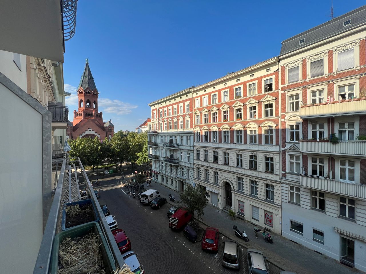 Freshly renovated appartment in toplocation (Kreuzberg)