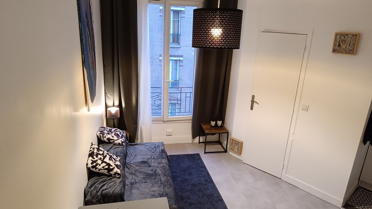 Quiet & wonderful flat with nice city view