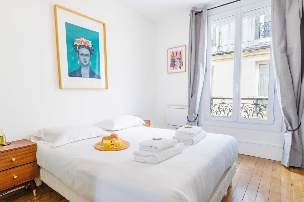 Stunning 1 bedroom apartment of 33m2 located in the 20th arrondissement of Paris