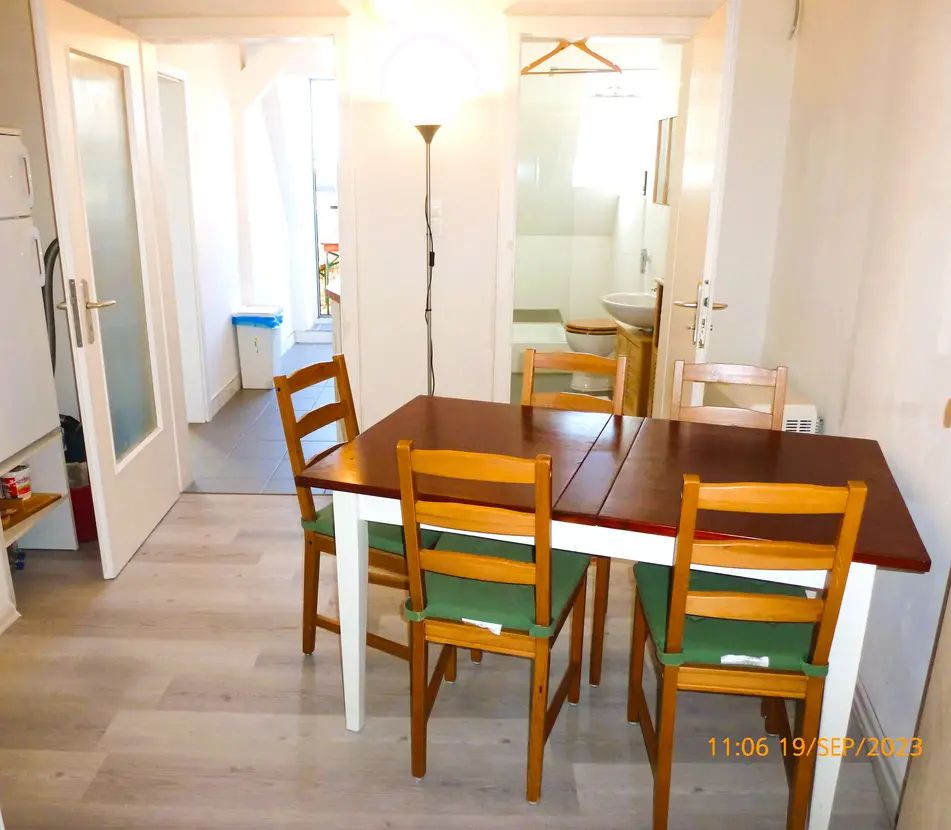 1-Bedroom apartment in München with balcony