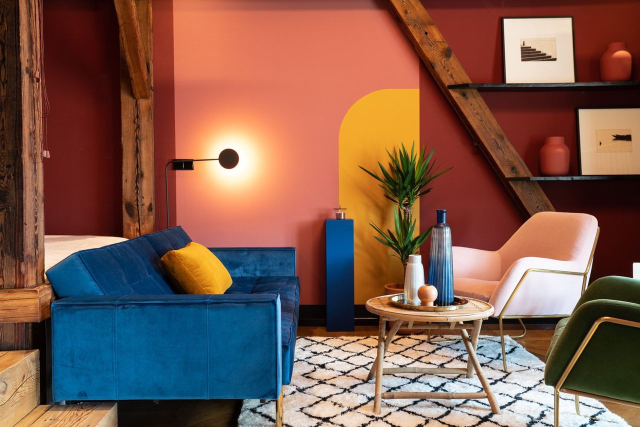 Eccentric LUX - A cosy and warm studio