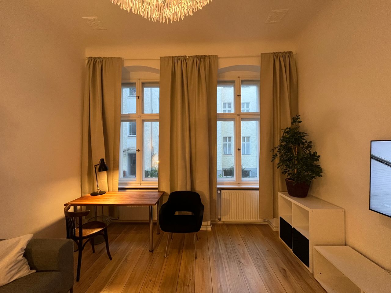 Charming old apartment near Rüdesheimer Platz
