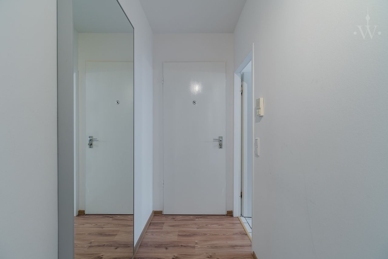 Modern 3-room apartment with a big balcony