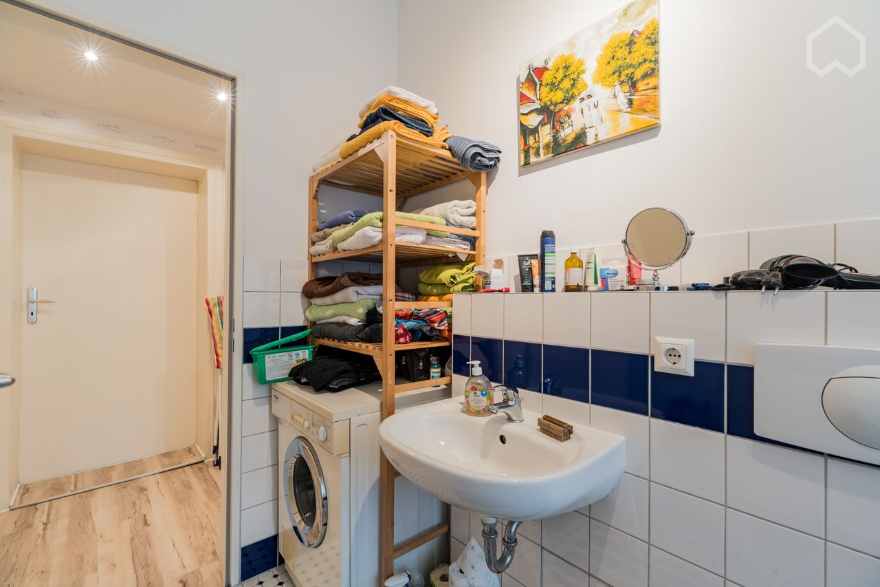 2-room-apartment next to Mauerpark