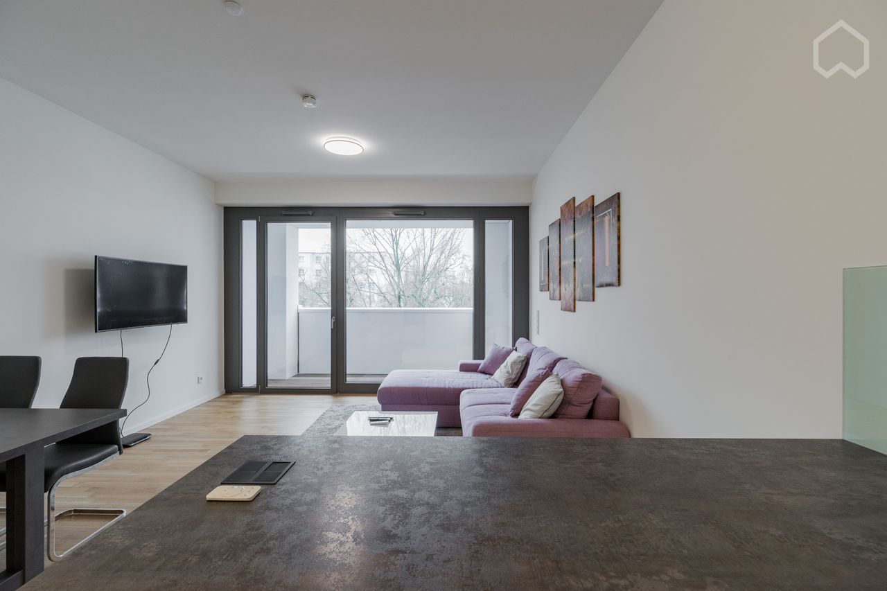 Fully Furnished Apartment - Luxurious, brand new 3 Room (2 Bedroom)  in the Center of Berlin!