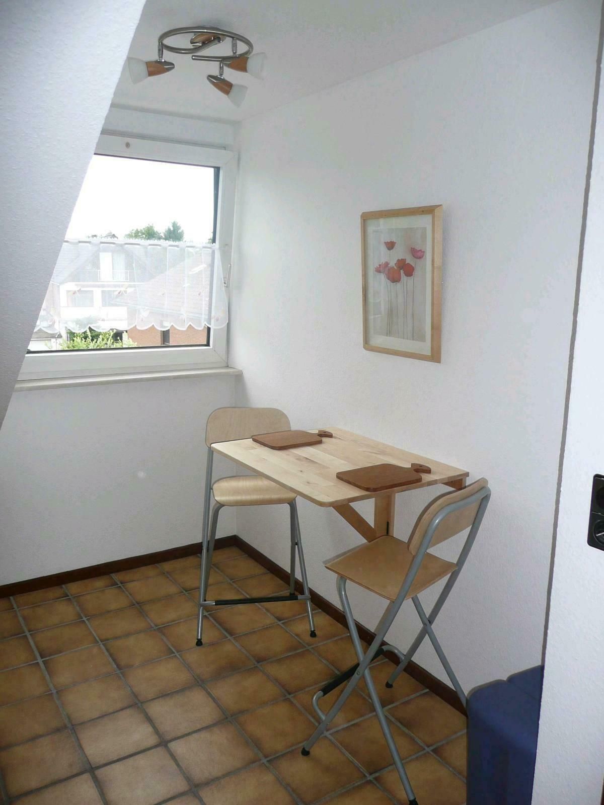 Fashionable 2-room attic apartment with balcony in Ratingen