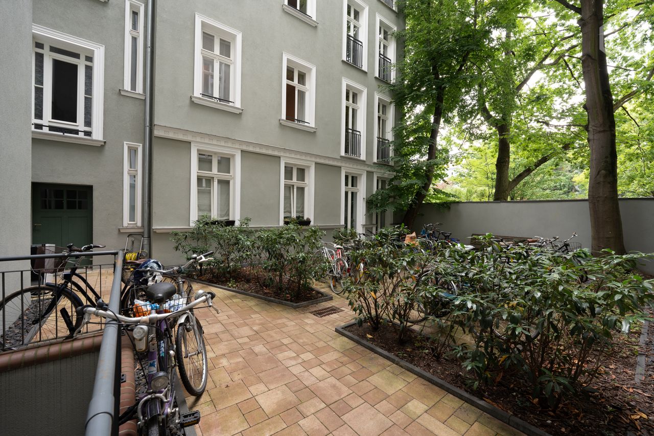 cozy & gorgeous apartment in a very central area.