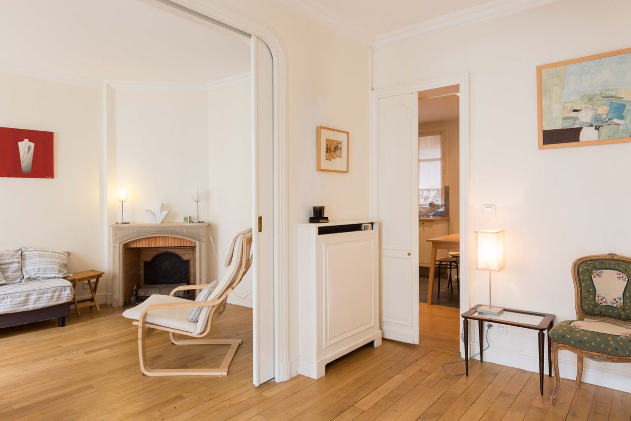 One-bedroom apartment close to the Invalides