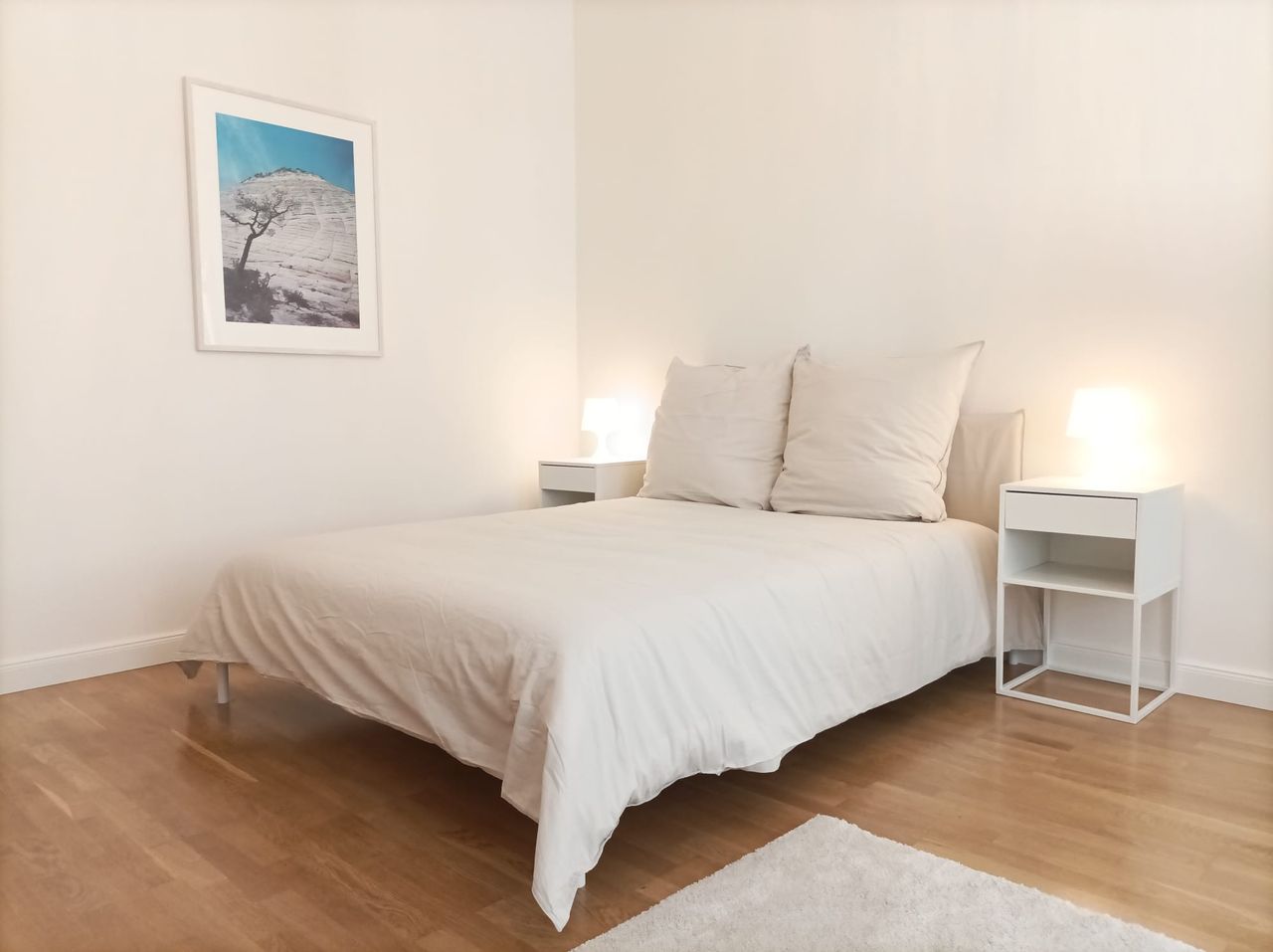 The perfect WG! Beautiful 3 room, newly renovated and furnished flat in a top location in Mitte