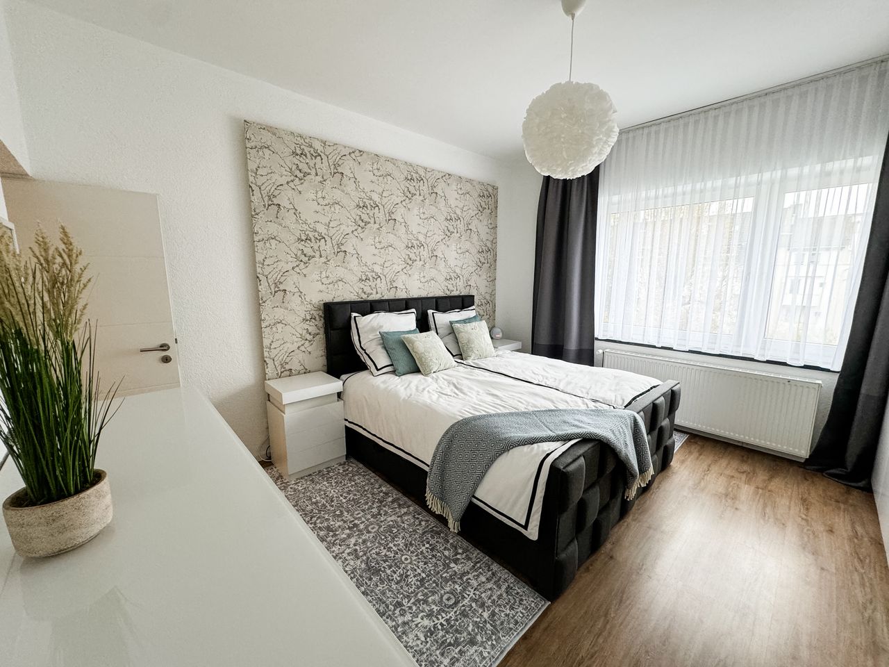 *** modern 3 room apartment with balcony in the beautiful district of Pempelfort***