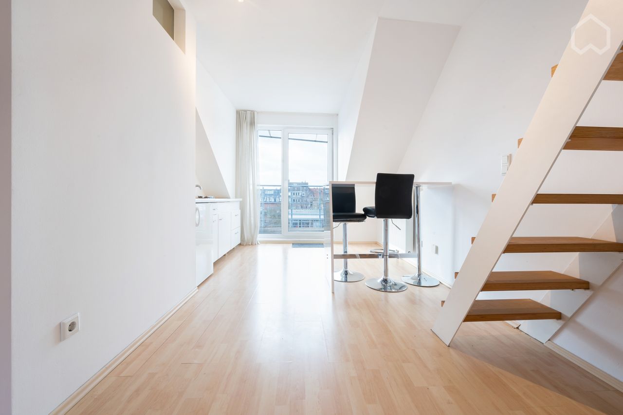 Modern & cute suite in Düsseldorf Inner City