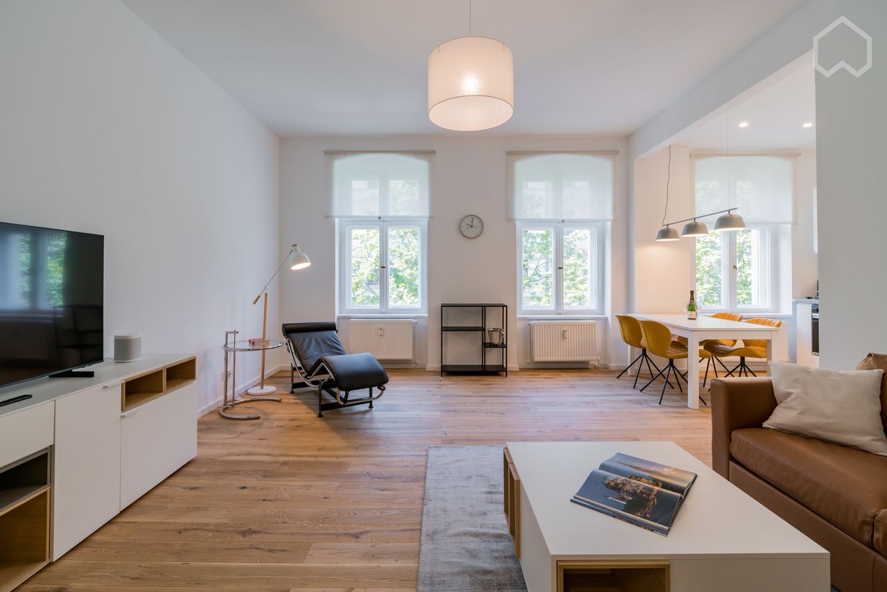 2 bedrooms apartment near Ostkreuz is waiting for the very first tenants
