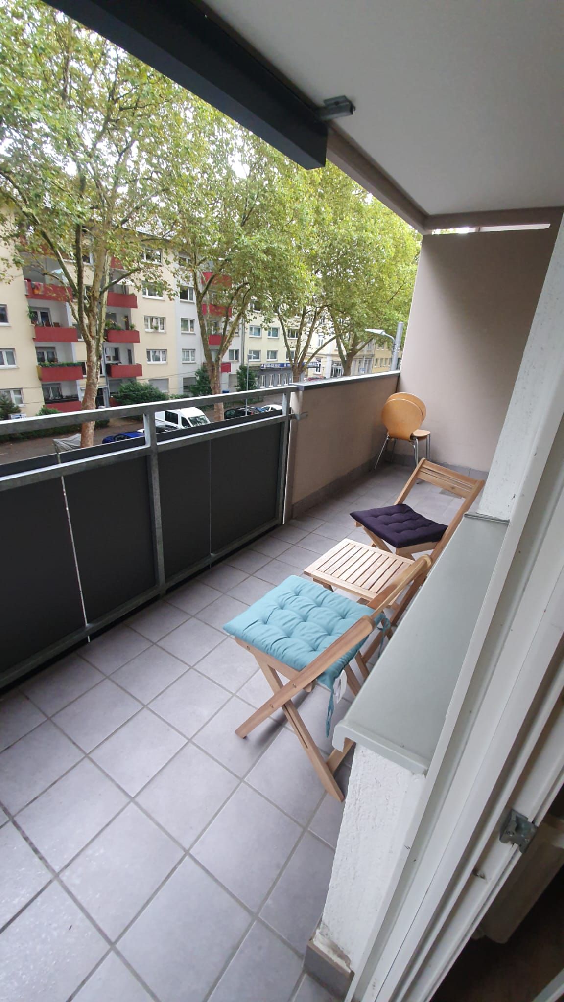 Top location: Newly renovated and high-quality fully furnished 3-room apartment in the center of Karlsruhe