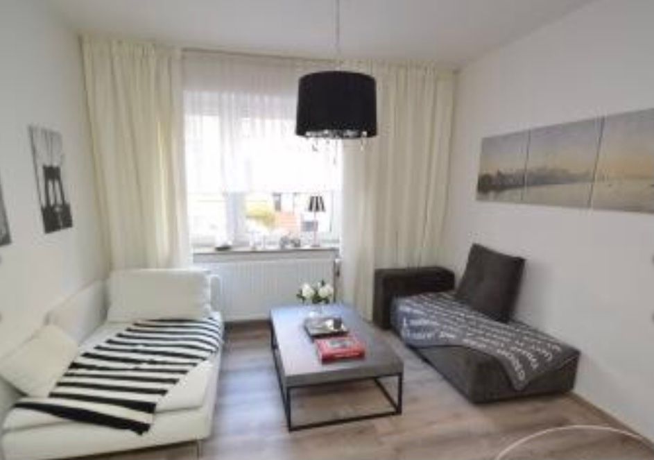 Beautifully furnished 2.5 room apartment close to Osterdeich, near city center
