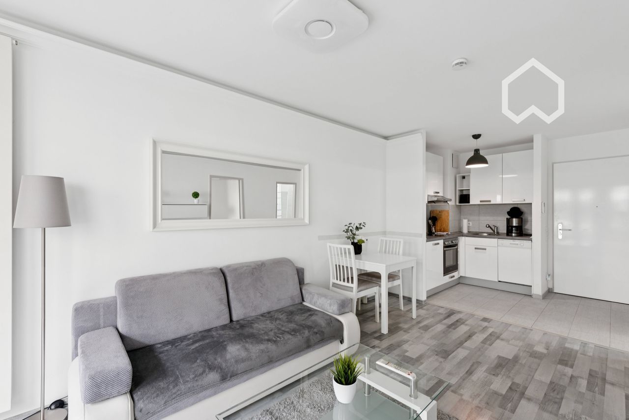 Managed by Wunderflats: Stylish city flat with sunny balcony & concierge service in the heart of Berlin