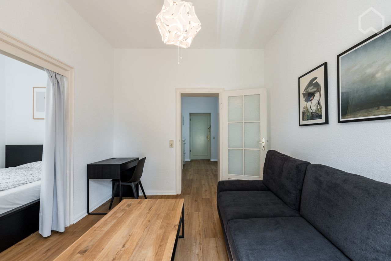 FIRST TIME RENT! Stunning 2-Room Apartment in the Historical Frankfurter Tor Area