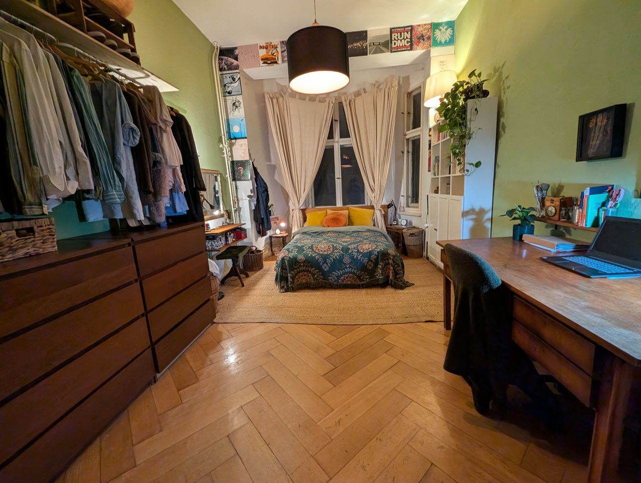 Furnished 2-room flat with balcony in a central and quiet location (Mitte)