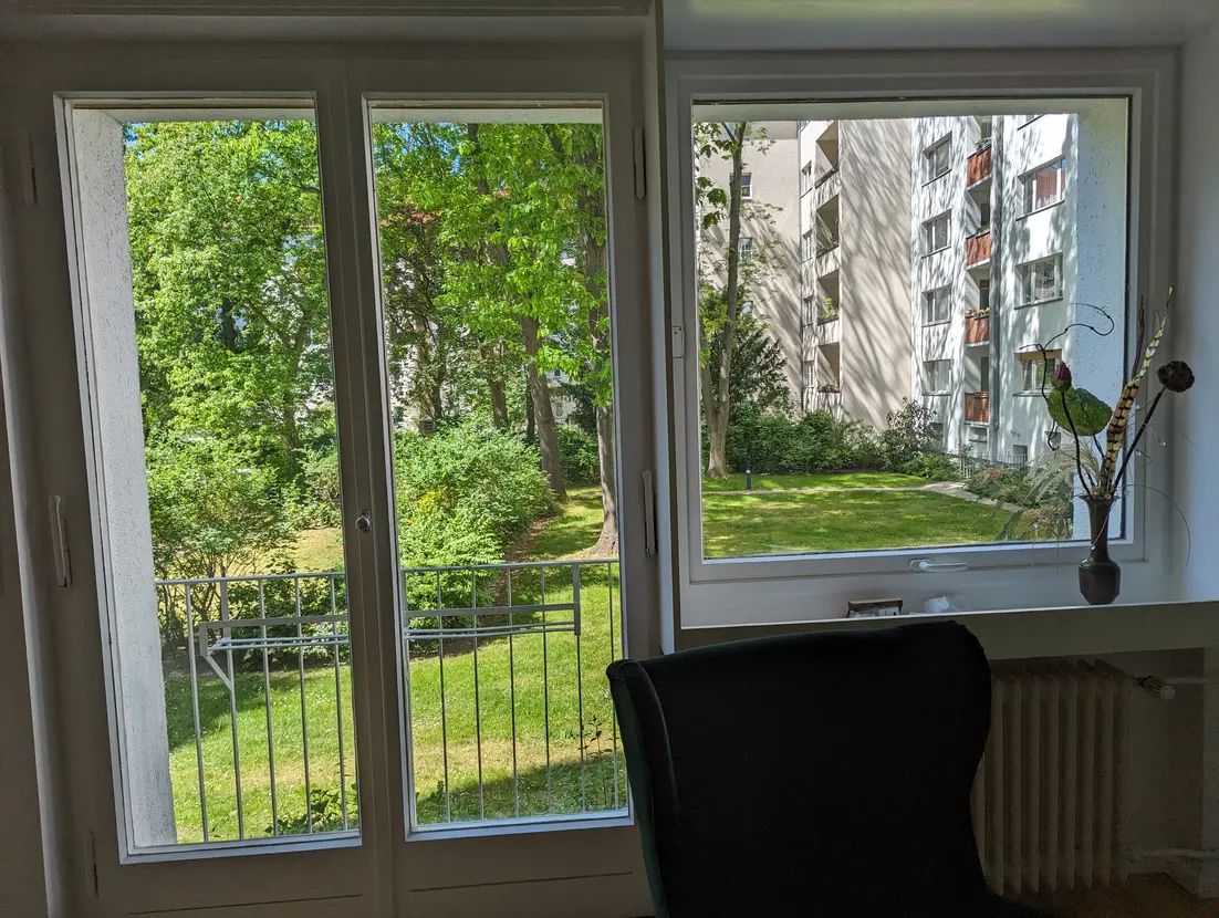 Apartment with a view and a sunny balcony in Berlin-Friedrichshain