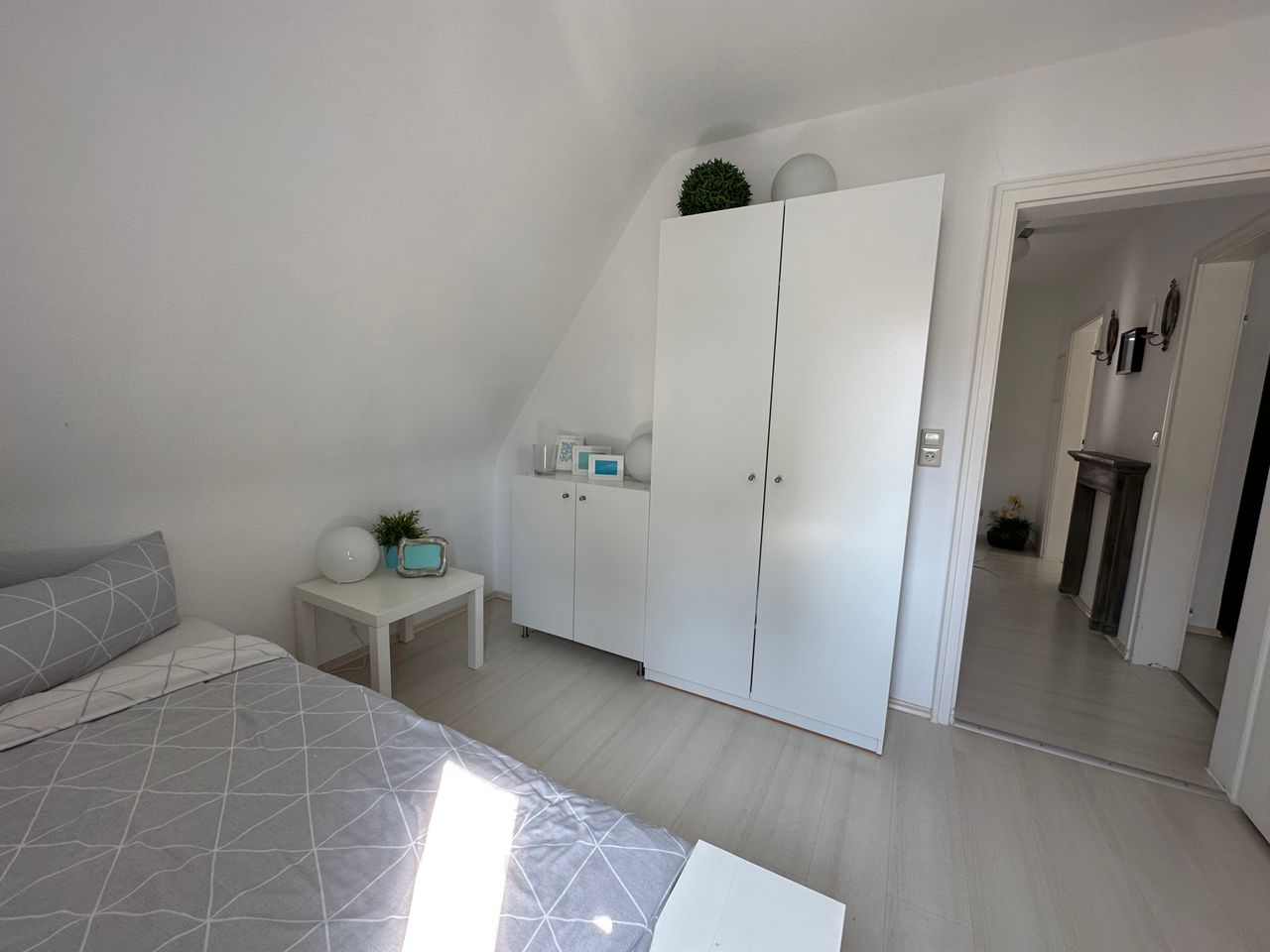 Cozy 3-Room Apartment in Stuttgart Zuffenhausen - Perfect for Your Stay in the City!