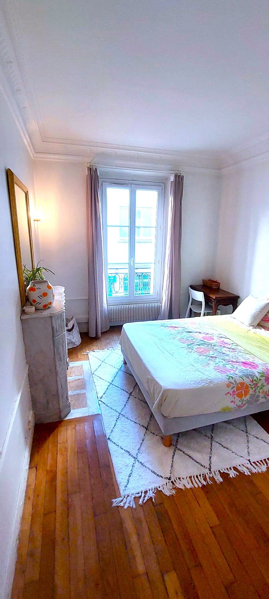 Fashionable & cute studio