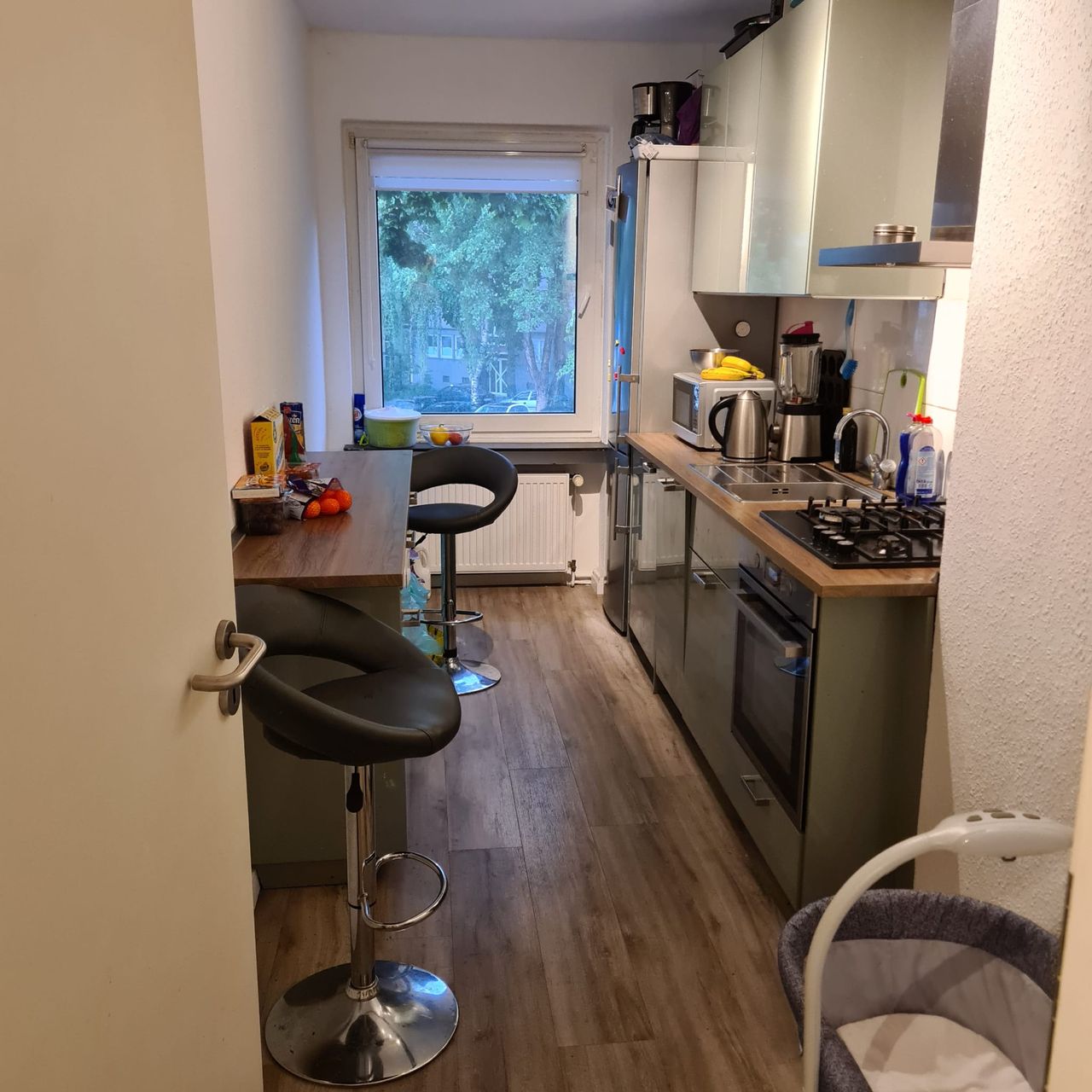 Stylish 3 room apartment in the clinic district - close to the center and still quiet