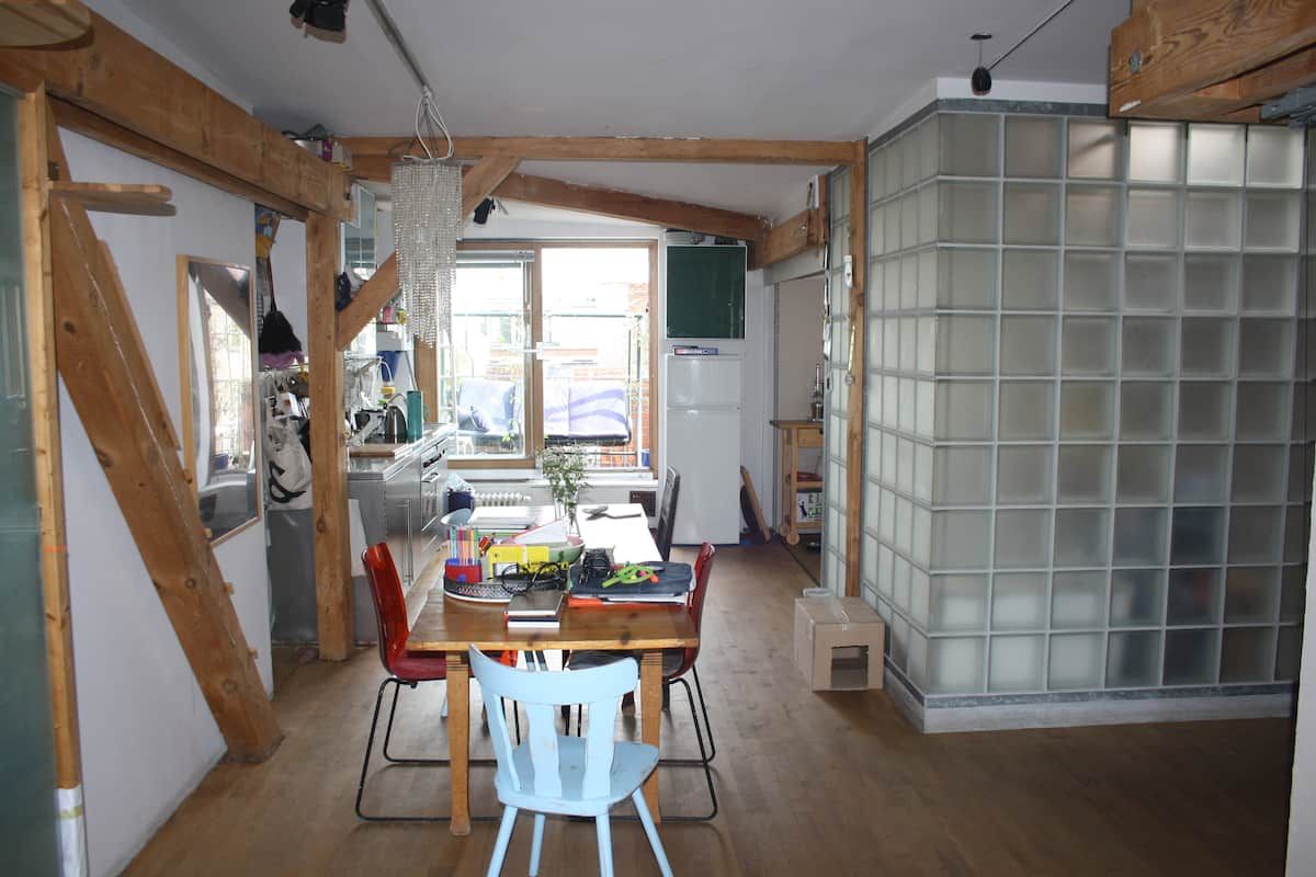 Sunny Top-Floor Apartment with Terrace in Kreuzberg/Bergmannkiez – 6-Month Rental