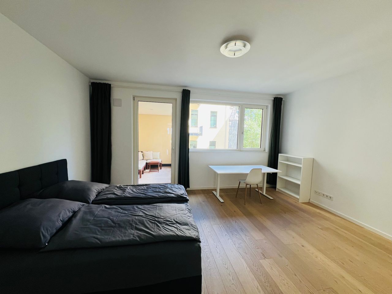 Exclusive, Fully Furnished Apartment in the Heart of Berlin (Mitte/Kreuzberg)