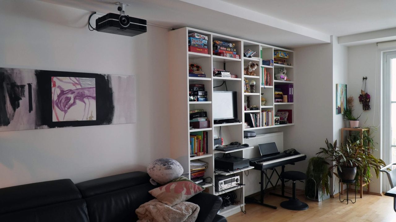 Lovingly furnished & large flat in the centre of Cologne