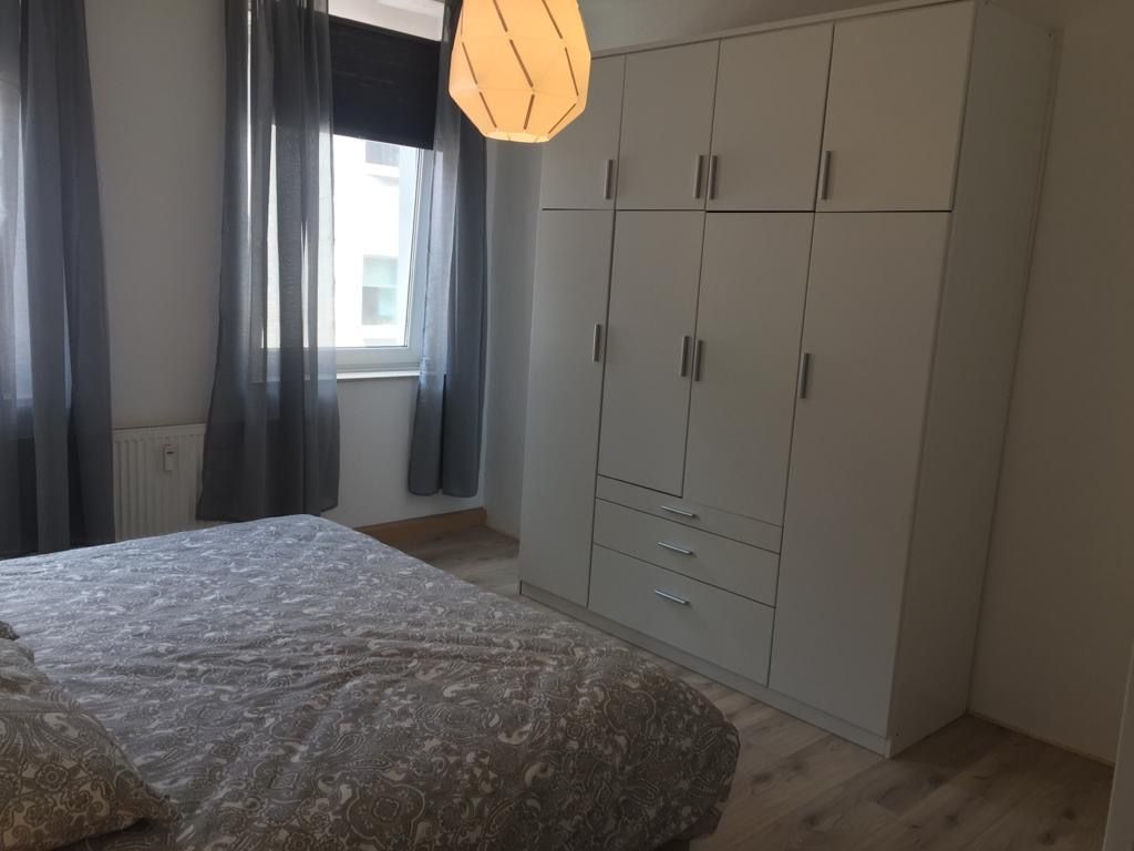 STUDIO M - New 3-bedroom Apartment in Düsseldorf