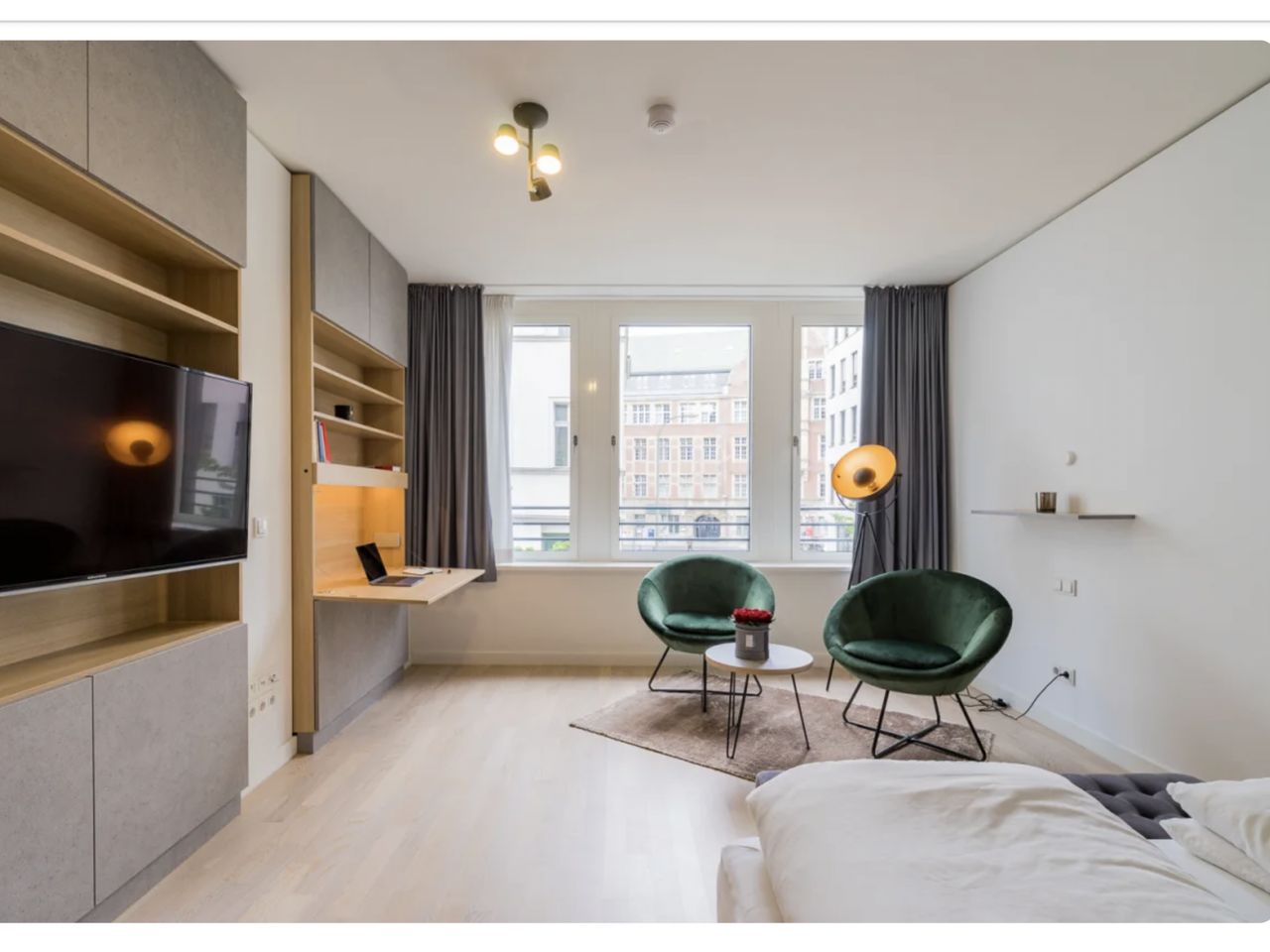 Design studio apartment with spa and concierge
