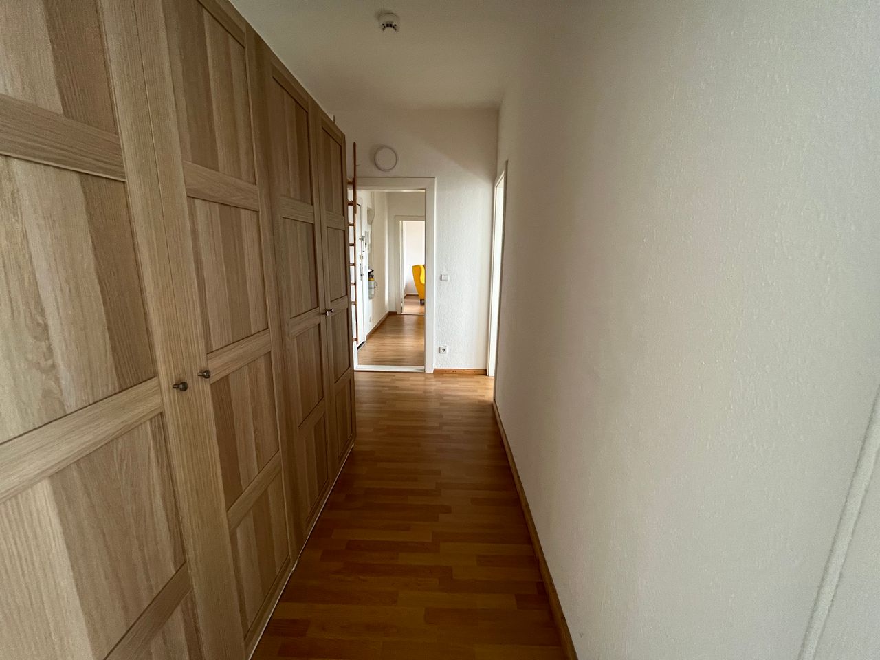 Super bright 3 room apartment in the heart of Reinickendorf