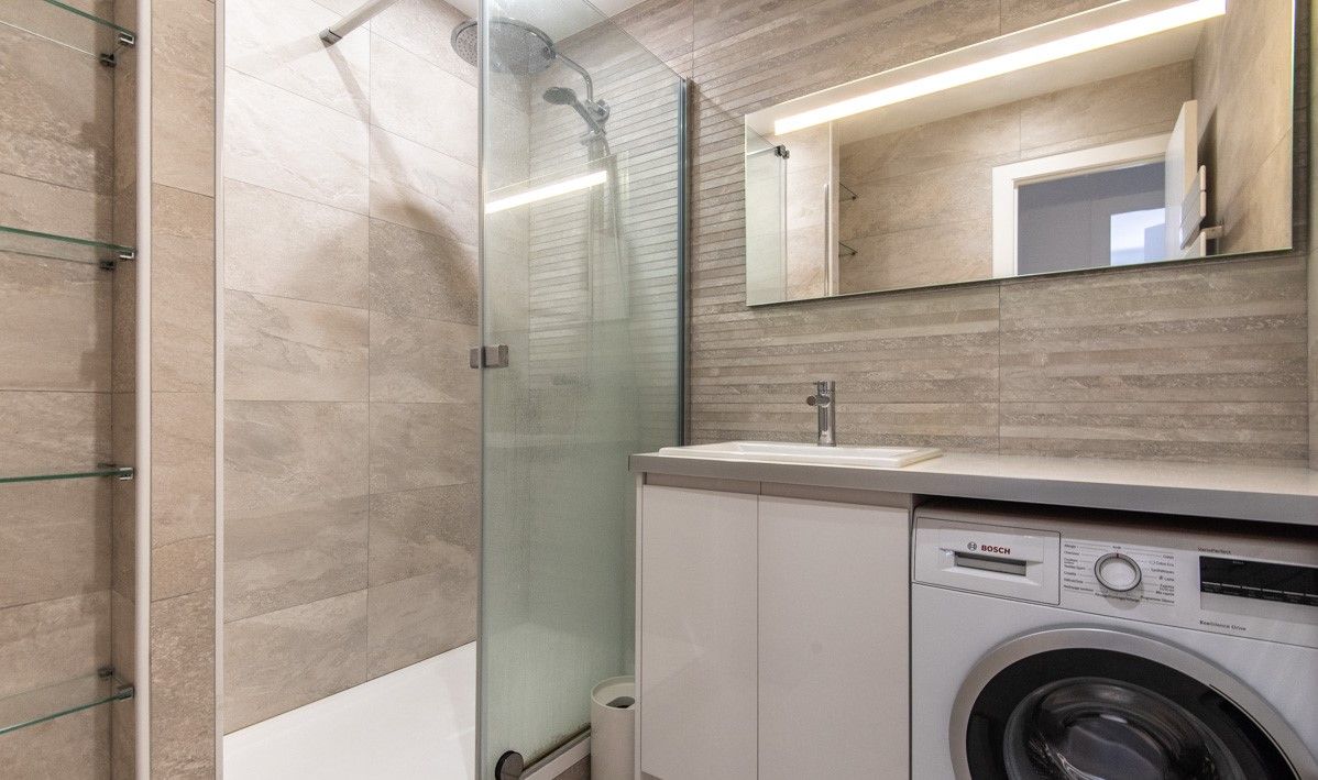 Apartment 55m², Paris 15th District Town Hall