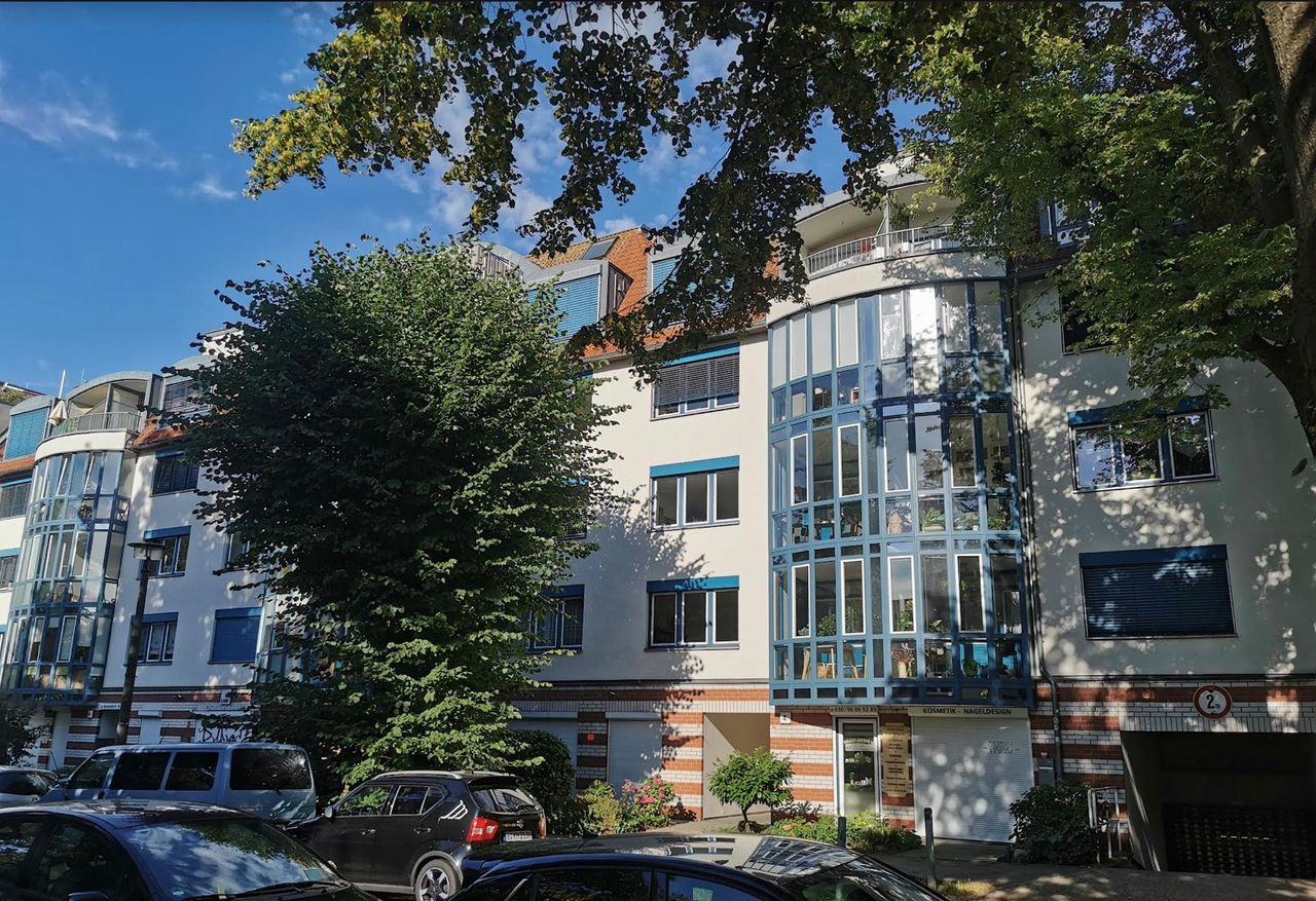 Quiet & sunny 3-room apartment in the idyllic Weissensee, just 15 minutes from Alexanderplatz!