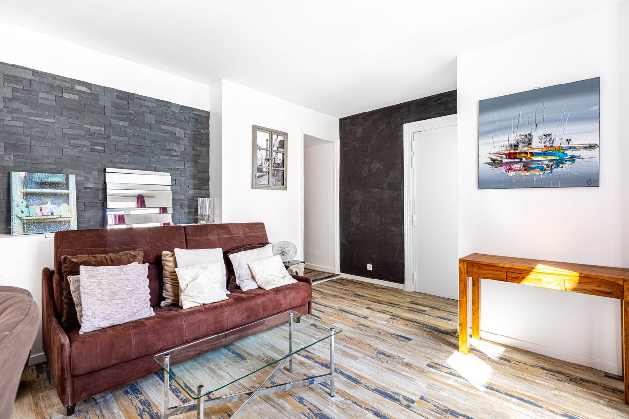 Amazing, bright flat in quiet street - in the heart of the Marais