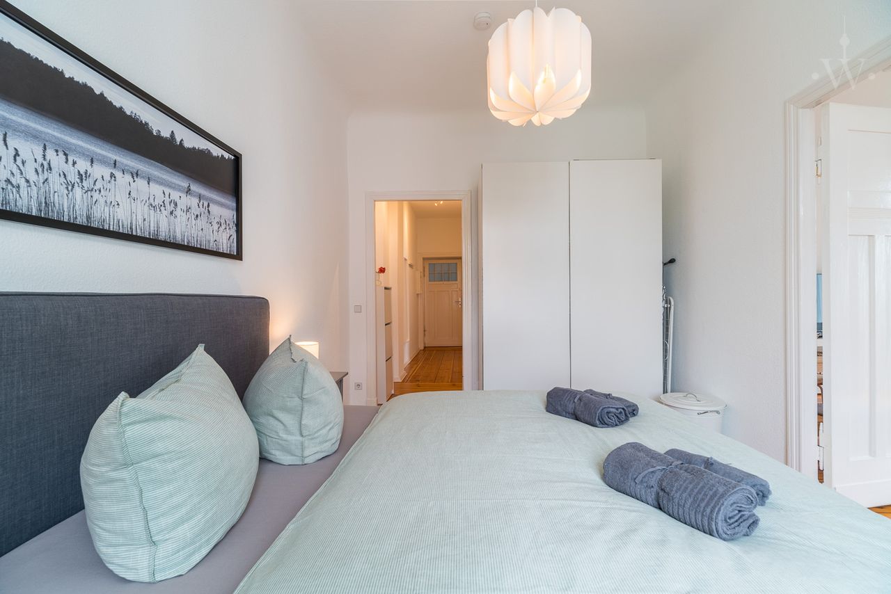 Cosily furnished, bright 2-room flat near Prenzlauer Berg