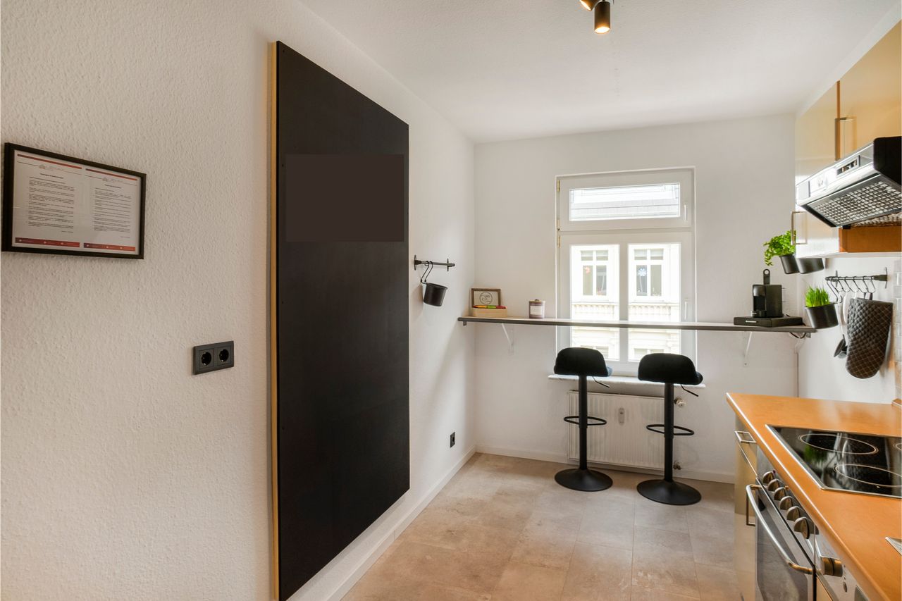 Chic & Comfortable: Furnished 2-Room Oasis