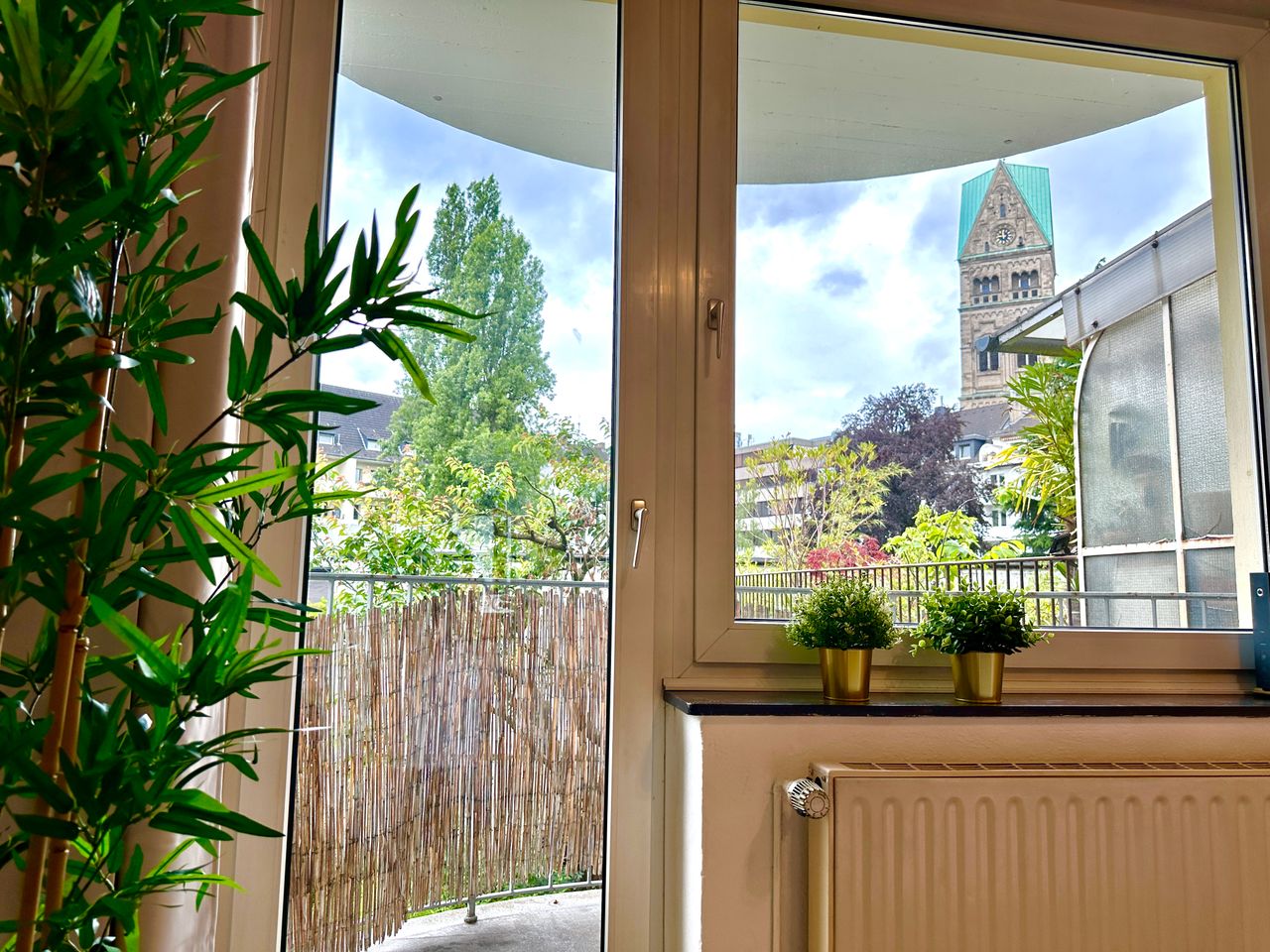 Pempelfort, central, balcony, walking distance to Kö & city