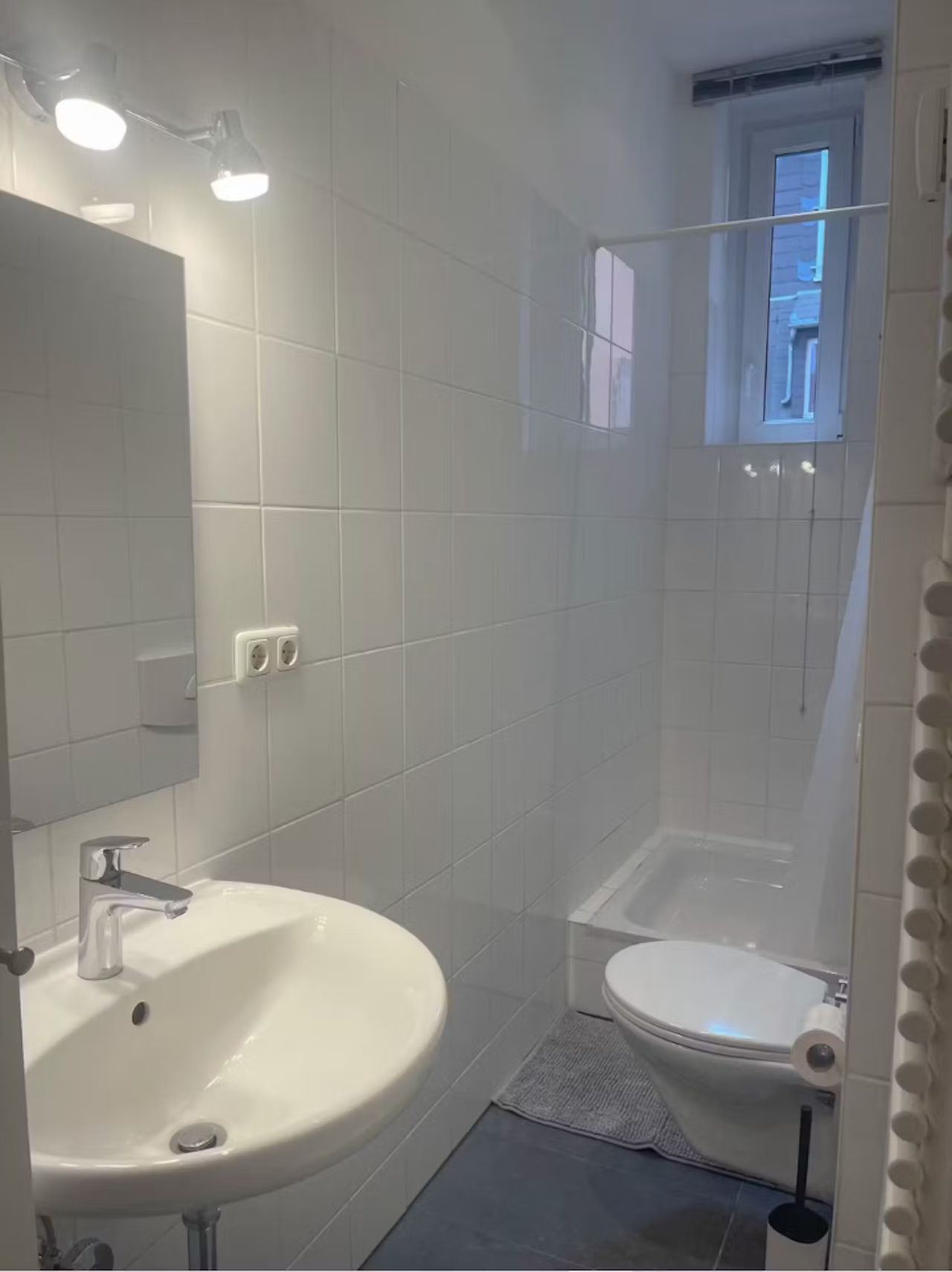 Furnished 3 bedroom luxury apartment in Nordend District!!