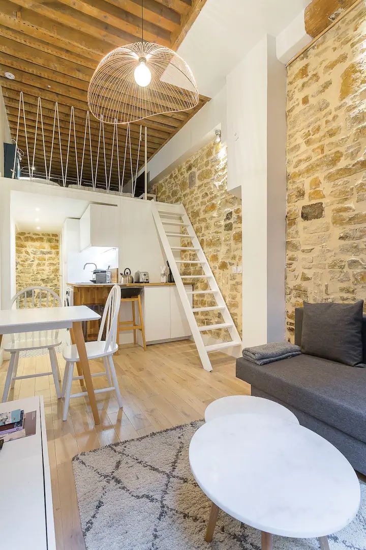 Loft Ainay 5: An authentic stay in the heart of the broc district in Lyon