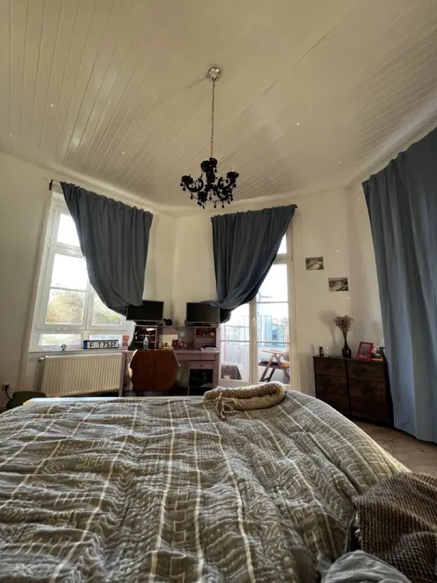 Artist-Stylish-Furnished 2-room apartment with Amazing views, garden and the riverside