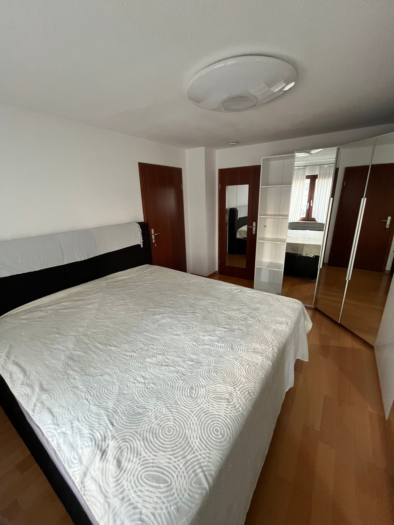 2-Room Apartment with Balcony in the Heart of Zuffenhausen